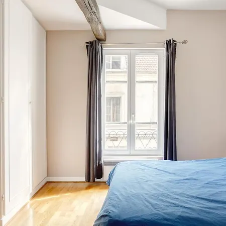 Top House Av Ternes * Paris